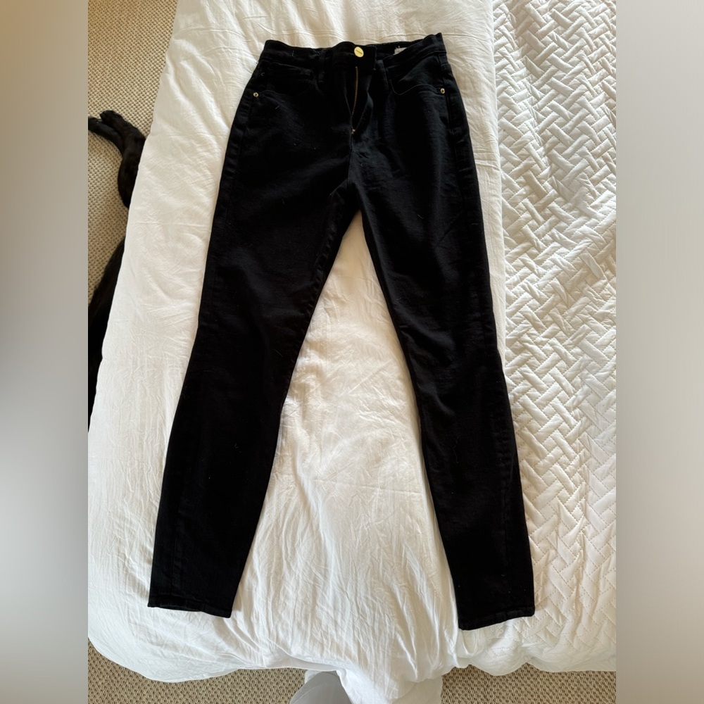 FRAME Ali High Rise Cigarette Jeans!